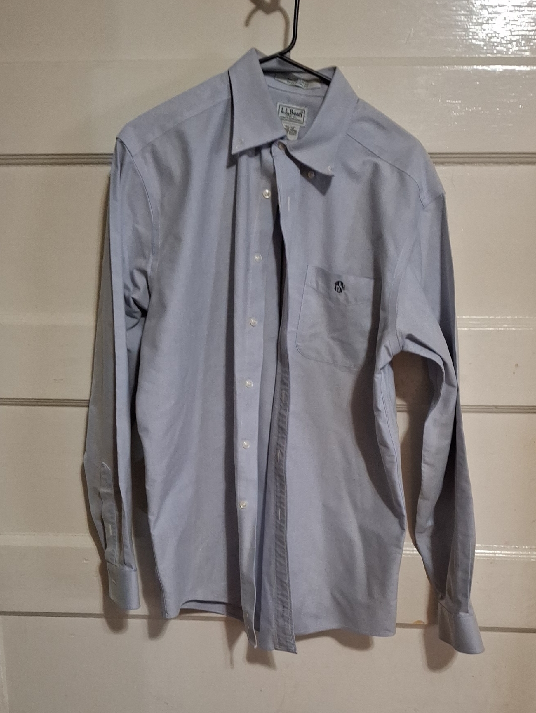 L.L. Bean Men's Light Blue Button-Down Dress Shirt (Mgs213)